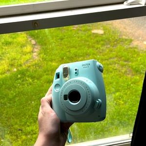 Instaxmini Polaroid Camera